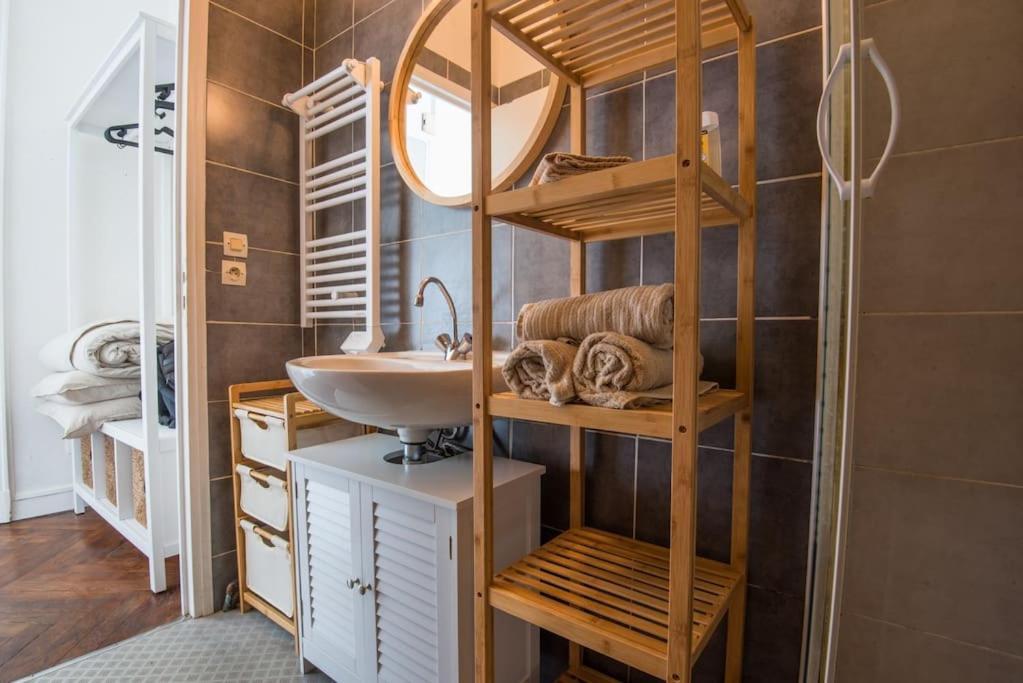 Апартаменты Le Petit Cosy Анже Экстерьер фото